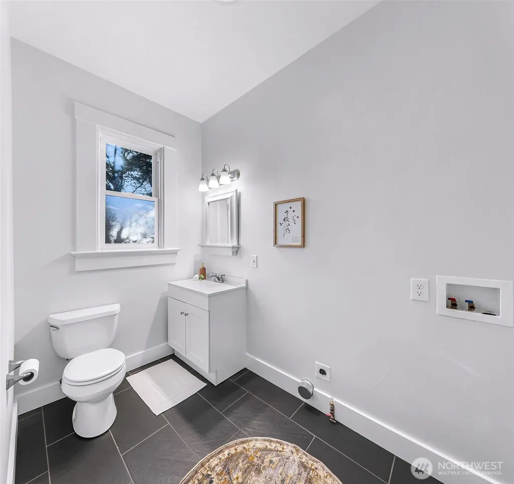 2429 Spruce Street Bellingham WA 98225