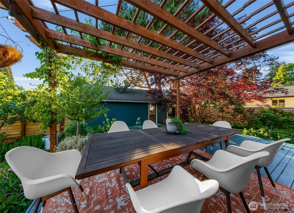 2429 Spruce Street Bellingham WA 98225