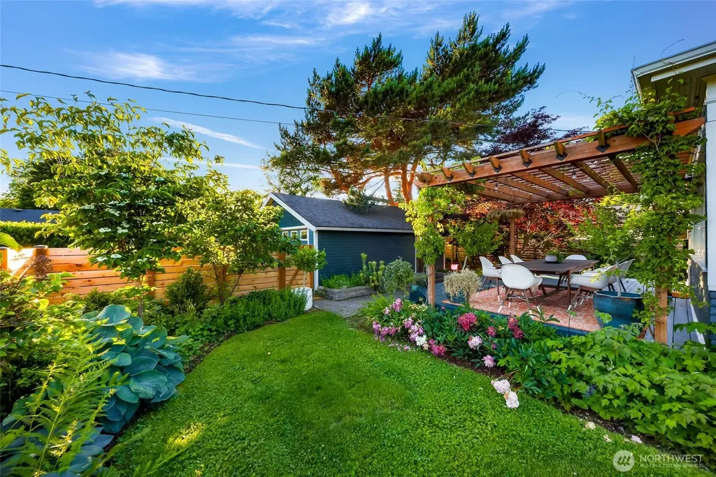 2429 Spruce Street Bellingham WA 98225