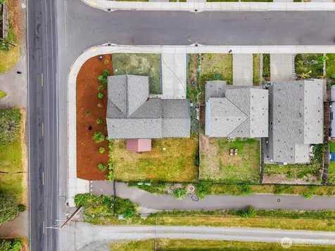 2204 158th Street Ct E Tacoma WA 98445