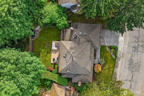 20141 NE 42nd Street Sammamish WA 98074