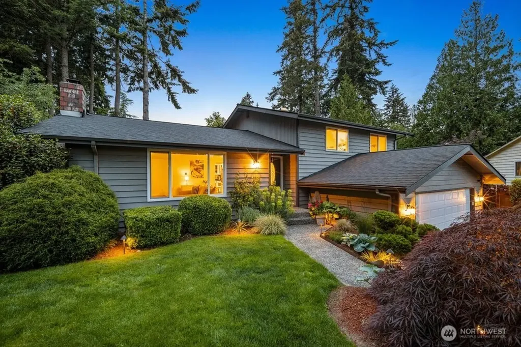 24306 87th Place W Edmonds WA 98026