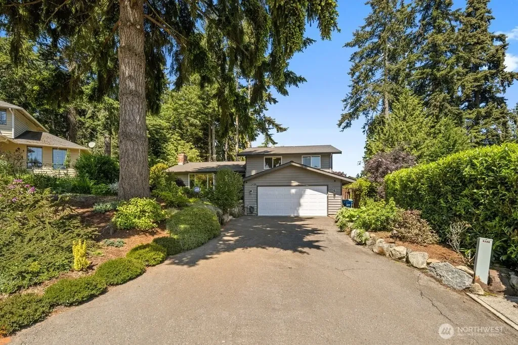 24306 87th Place W Edmonds WA 98026
