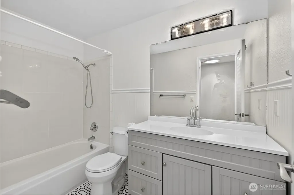 24306 87th Place W Edmonds WA 98026