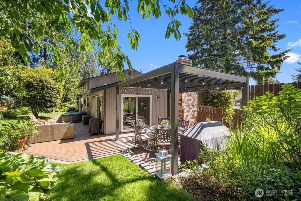 24306 87th Place W Edmonds WA 98026