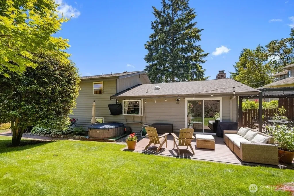 24306 87th Place W Edmonds WA 98026