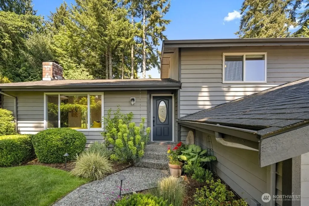 24306 87th Place W Edmonds WA 98026