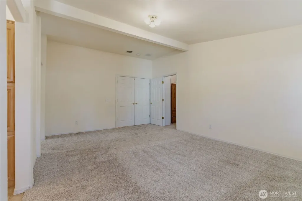 24036 222nd Avenue SE Maple Valley WA 98038