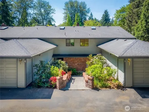 19616 61st Place NE Kenmore WA 98028