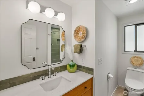 19616 61st Place NE Kenmore WA 98028