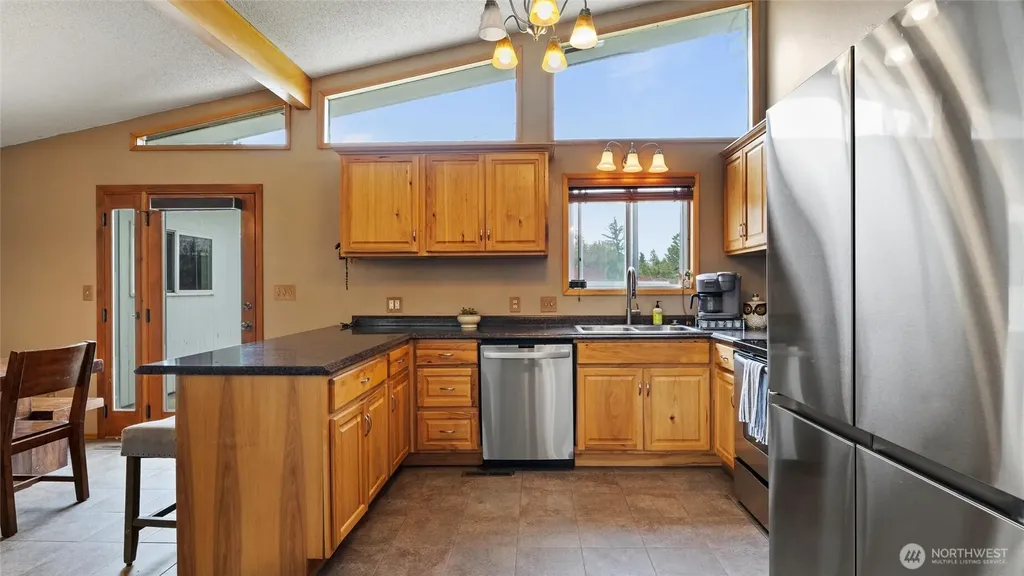 810 E Spring Dayton WA 99328