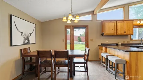 810 E Spring Dayton WA 99328