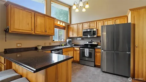 810 E Spring Dayton WA 99328