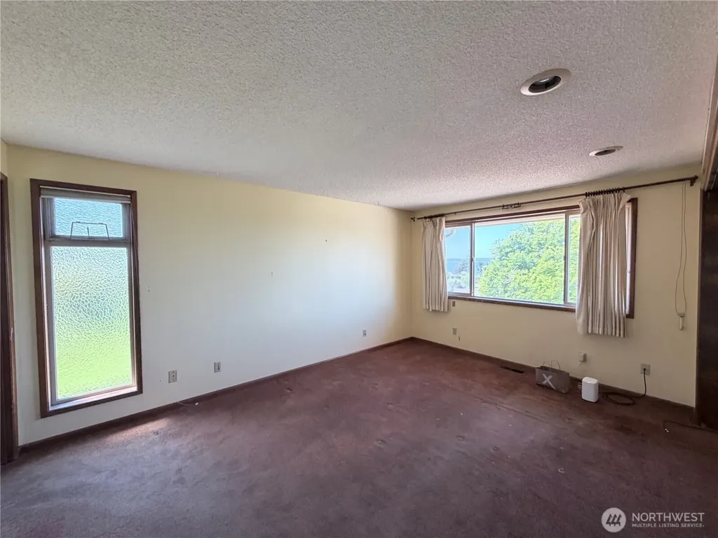 2505 Hillside Lane Everett WA 98203