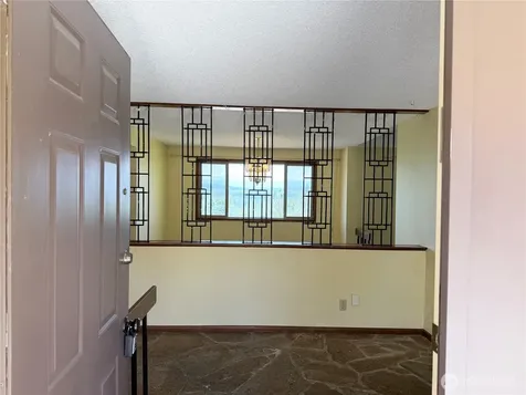 2505 Hillside Lane Everett WA 98203