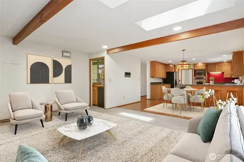 2833 140th Avenue NE Bellevue WA 98005