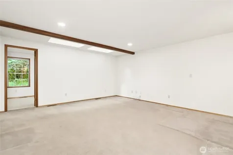 2833 140th Avenue NE Bellevue WA 98005