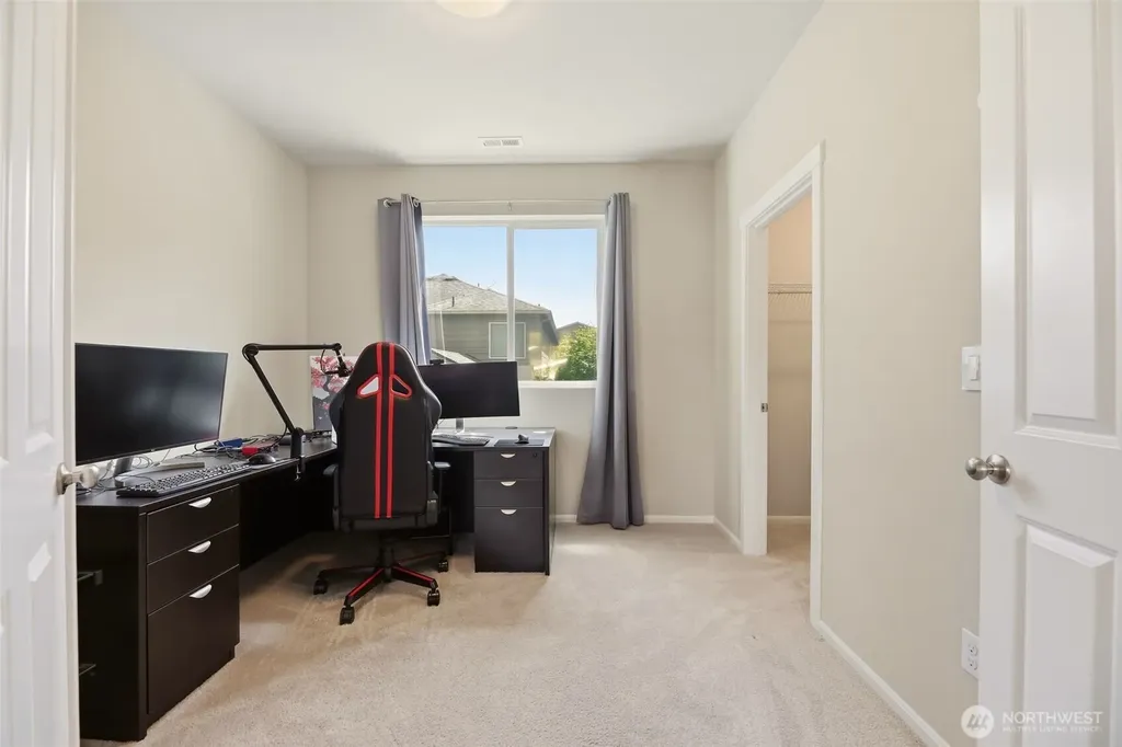 9907 13th Street SE Lake Stevens WA 98258