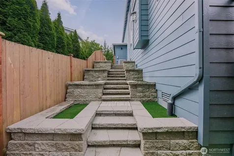 9907 13th Street SE Lake Stevens WA 98258