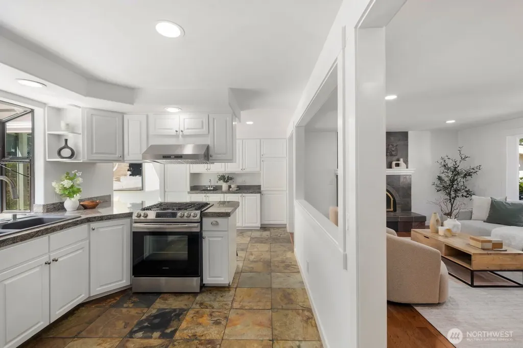 1115 N 30th Street Renton WA 98056