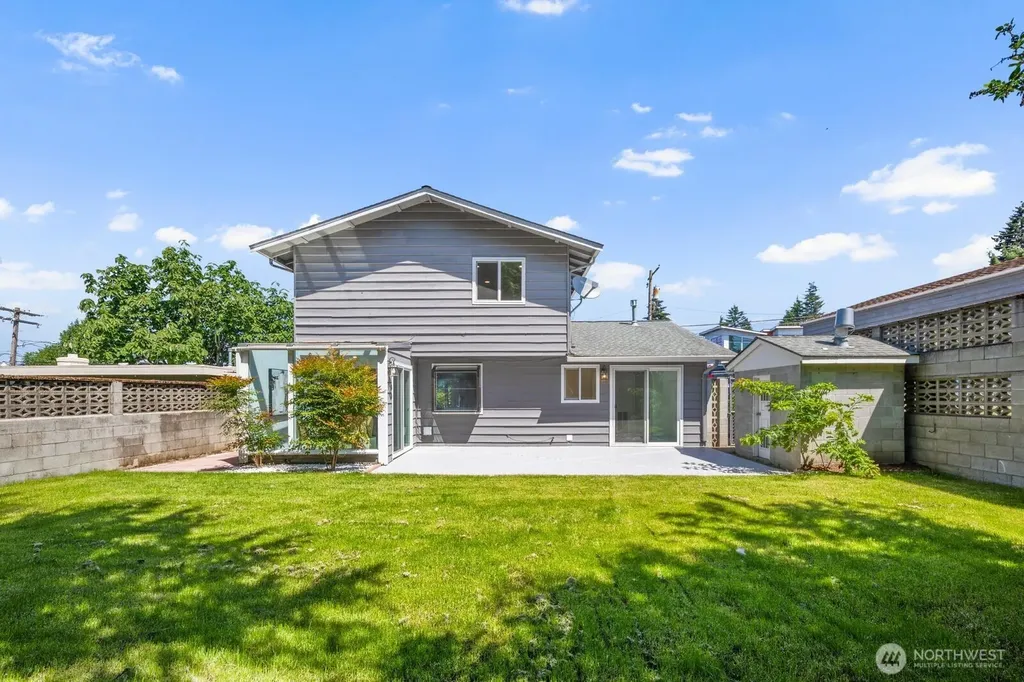1115 N 30th Street Renton WA 98056