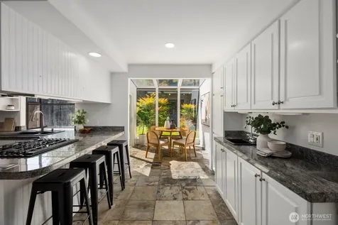 1115 N 30th Street Renton WA 98056