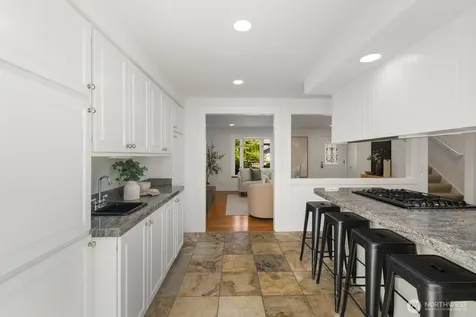 1115 N 30th Street Renton WA 98056