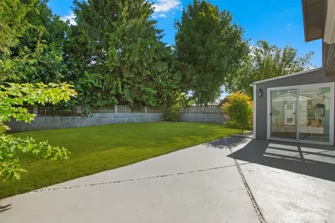 1115 N 30th Street Renton WA 98056