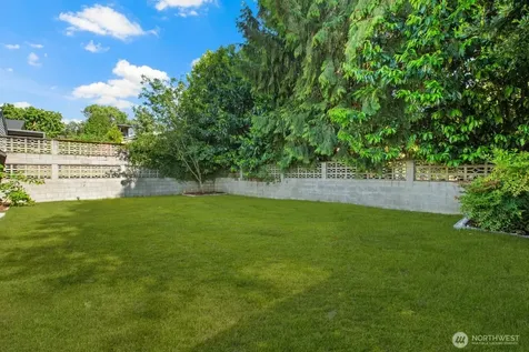 1115 N 30th Street Renton WA 98056