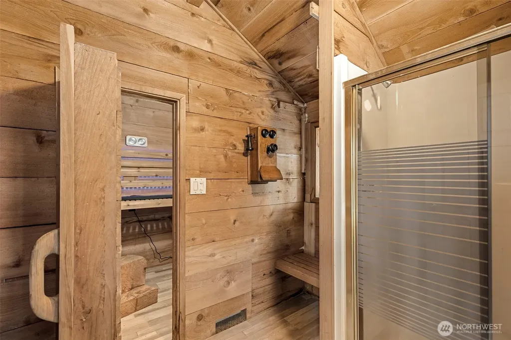1571 Thorndyke Road Port Ludlow WA 98365