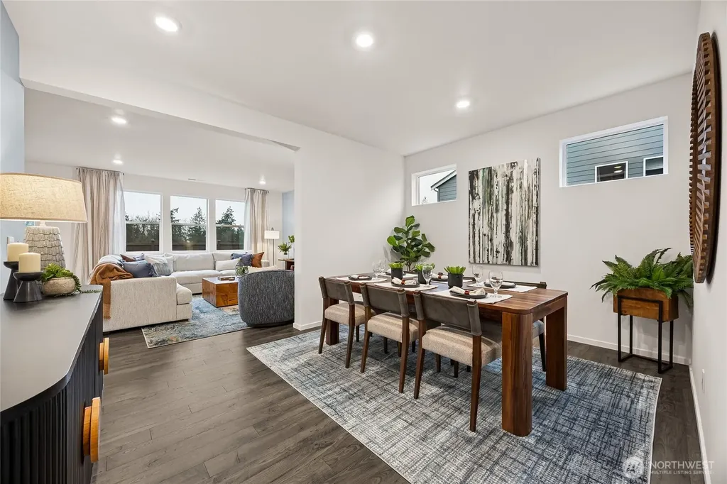 561 Wall Street Buckley WA 98321