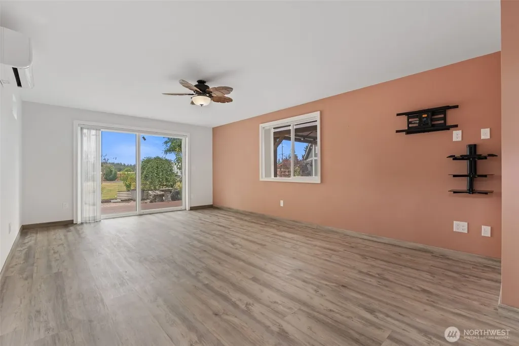 5922 184th Lane SW Rochester WA 98579