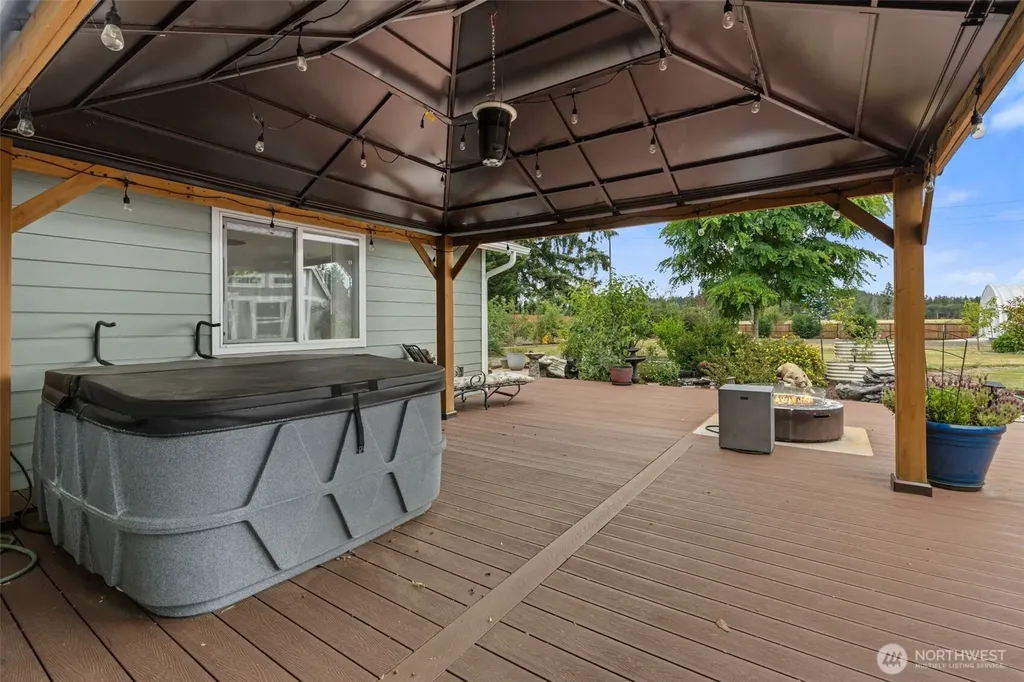 5922 184th Lane SW Rochester WA 98579