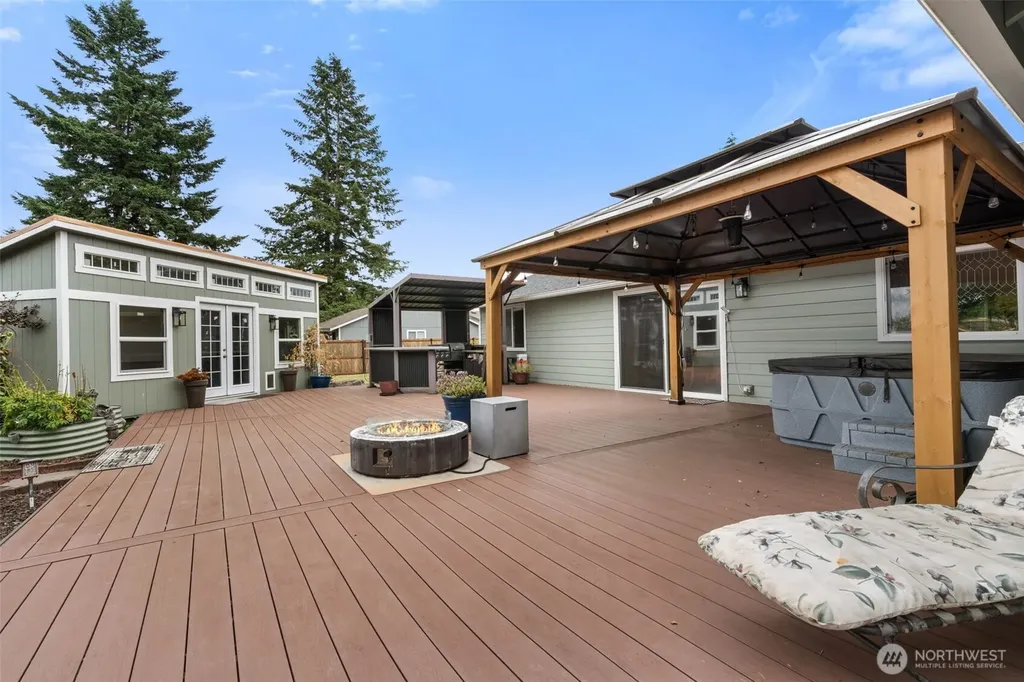 5922 184th Lane SW Rochester WA 98579