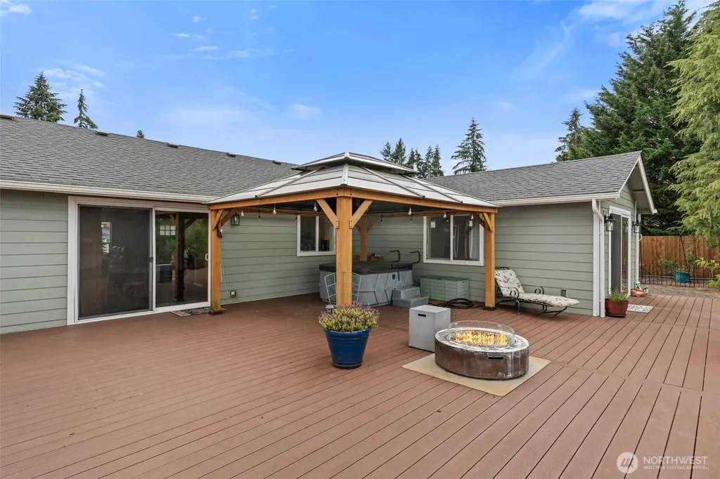 5922 184th Lane SW Rochester WA 98579