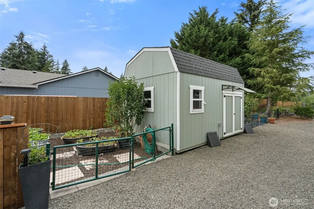 5922 184th Lane SW Rochester WA 98579