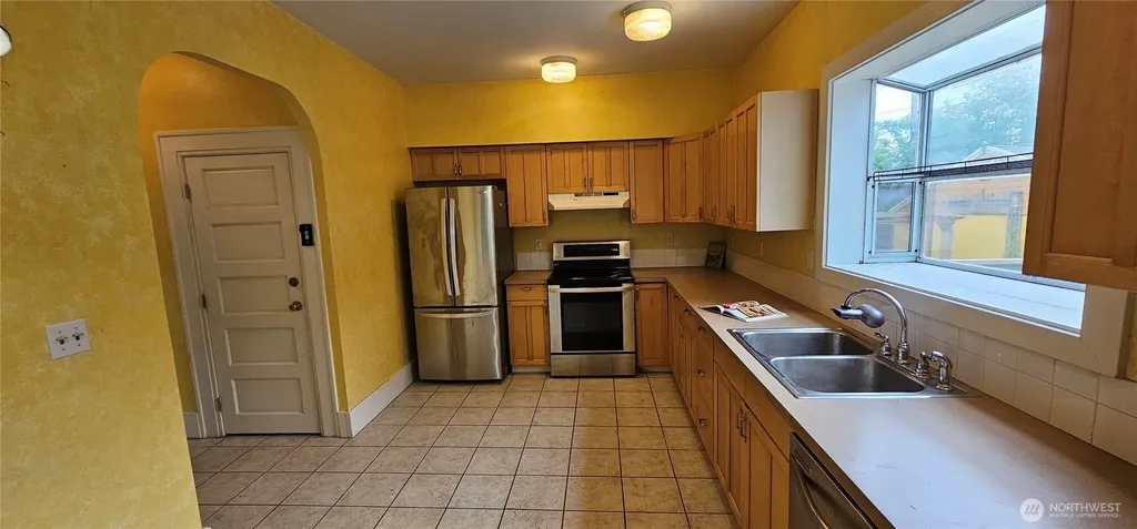 3724 S 7th Street Tacoma WA 98405
