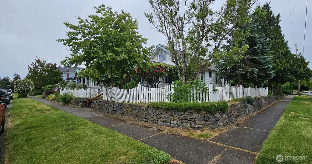 3724 S 7th Street Tacoma WA 98405