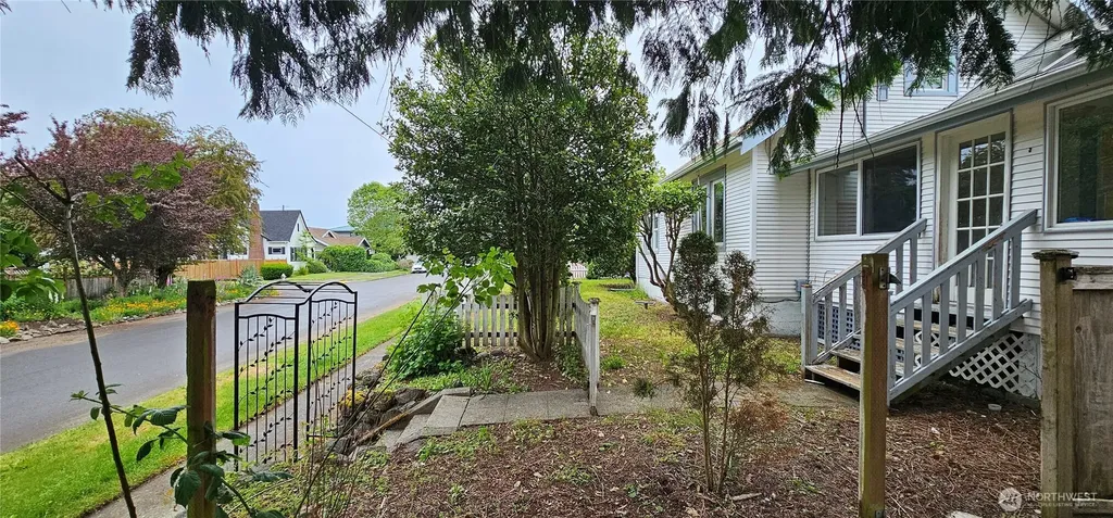 3724 S 7th Street Tacoma WA 98405