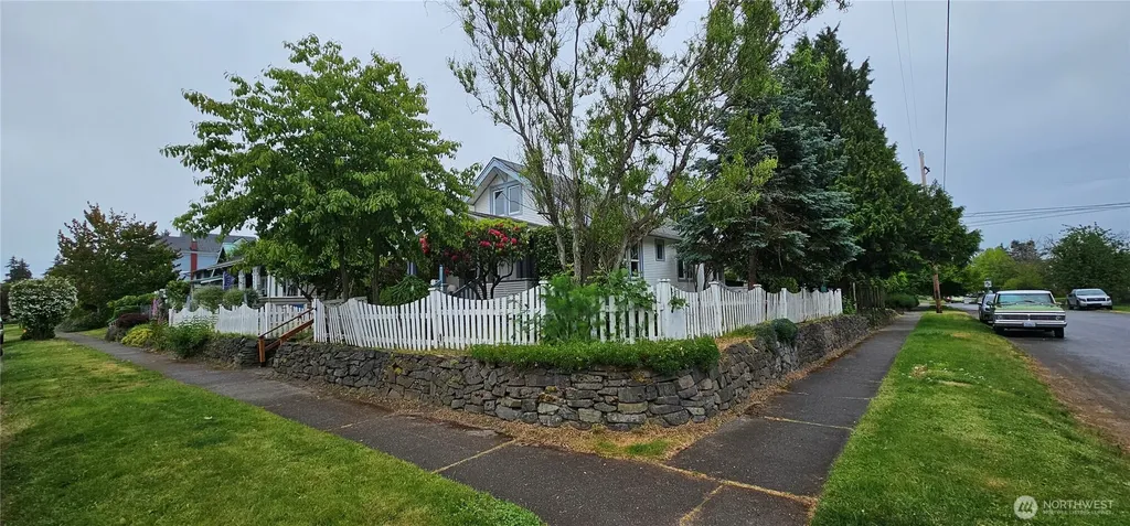 3724 S 7th Street Tacoma WA 98405