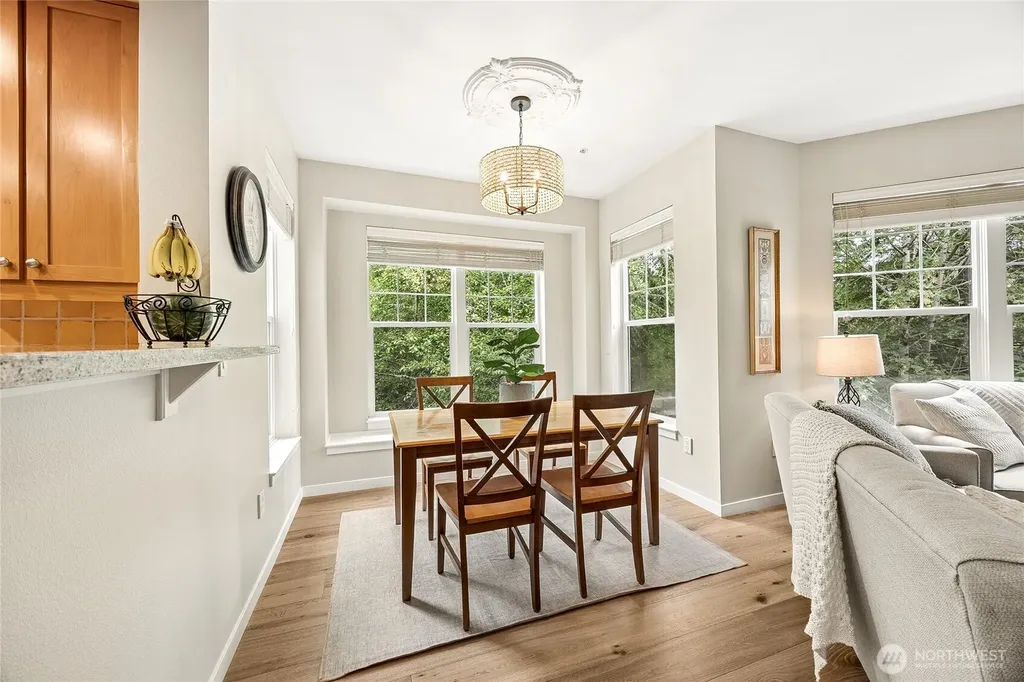 4335 Issaquah Pine Lake Road SE Sammamish WA 98075