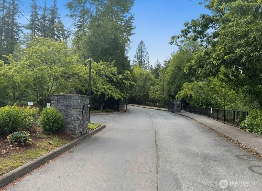 4335 Issaquah Pine Lake Road SE Sammamish WA 98075