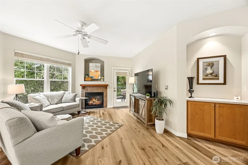 4335 Issaquah Pine Lake Road SE Sammamish WA 98075
