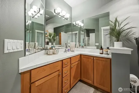 4335 Issaquah Pine Lake Road SE Sammamish WA 98075