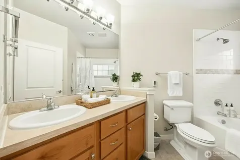 4335 Issaquah Pine Lake Road SE Sammamish WA 98075