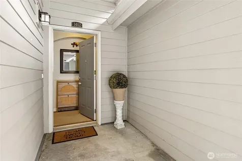 4335 Issaquah Pine Lake Road SE Sammamish WA 98075