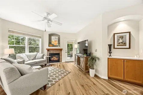 4335 Issaquah Pine Lake Road SE Sammamish WA 98075