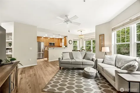 4335 Issaquah Pine Lake Road SE Sammamish WA 98075