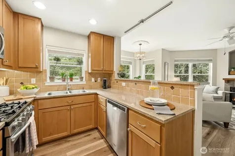 4335 Issaquah Pine Lake Road SE Sammamish WA 98075