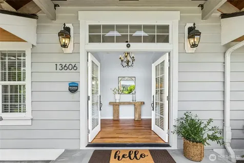 13606 Woodinville Redmond Road NE Redmond WA 98052